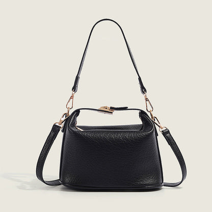Small Handbag for Women ⎜ Elegant Leather Shoulder Bag with Adjustable Shoulder Strap