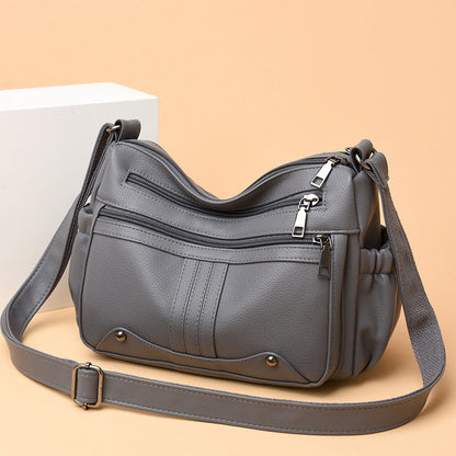 Fashionable Shoulder Bag for Women ⎜ Large Bag with Multiple Compartments and Practical Design