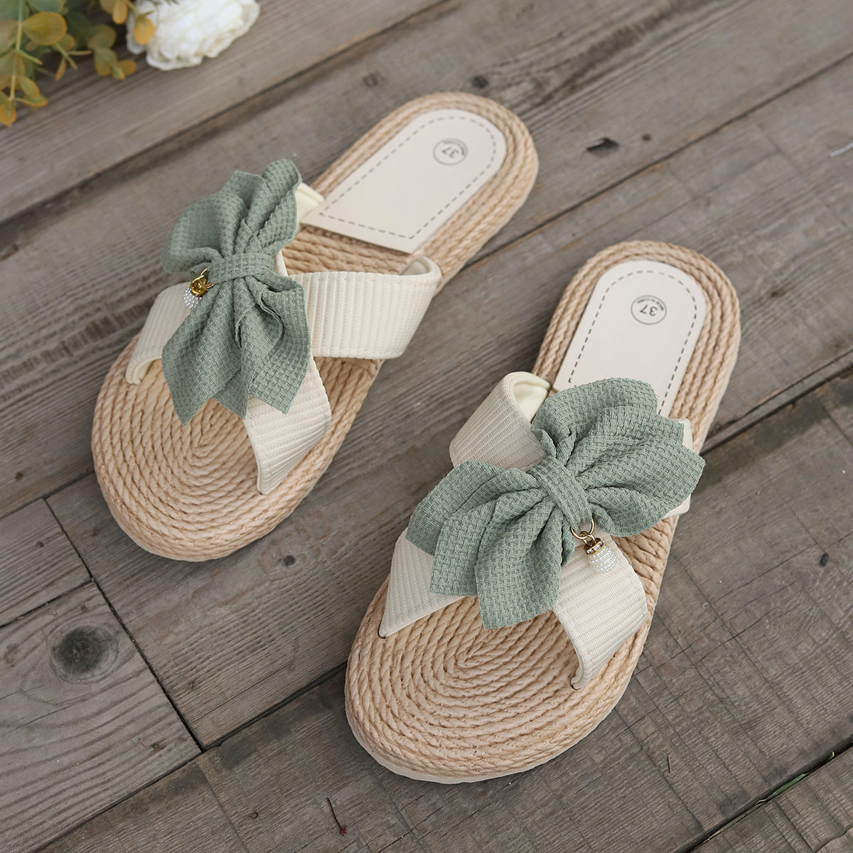Women's Summer Mules ⎜ Comfortable Flat Slippers with Bow and Non - Slip Raffia Sole