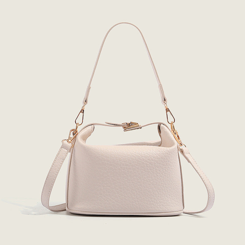 Small Handbag for Women ⎜ Elegant Leather Shoulder Bag with Adjustable Shoulder Strap