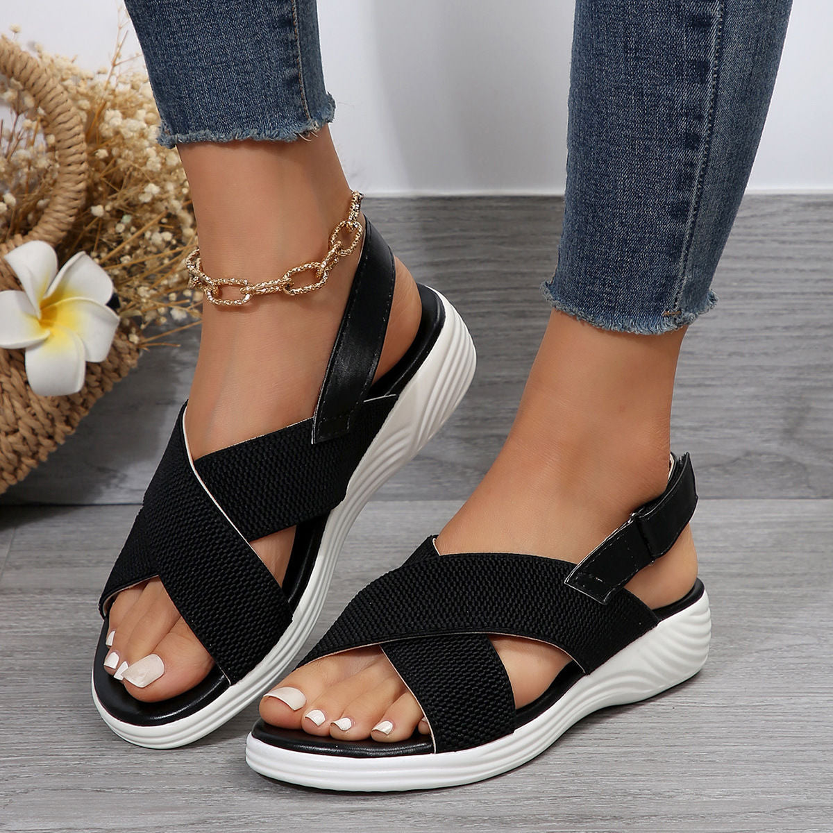 Women's Wedge Sandals ⎜ Comfortable Shoes with Mesh and Straps for a Casual Look