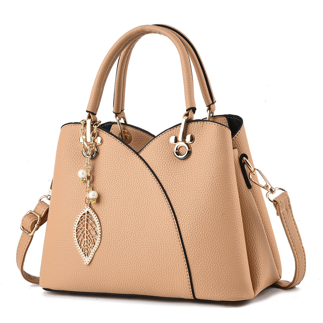 Elegant Handbag for Women ⎜ Stylish Shoulder Bag with Leaf Pendant and Practical Design