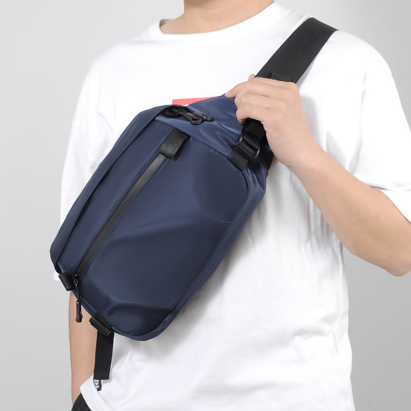 Multifunctional Shoulder Bag ⎜ Stylish Chest Bag for Everyday Use and Travelling with a Large Capacity