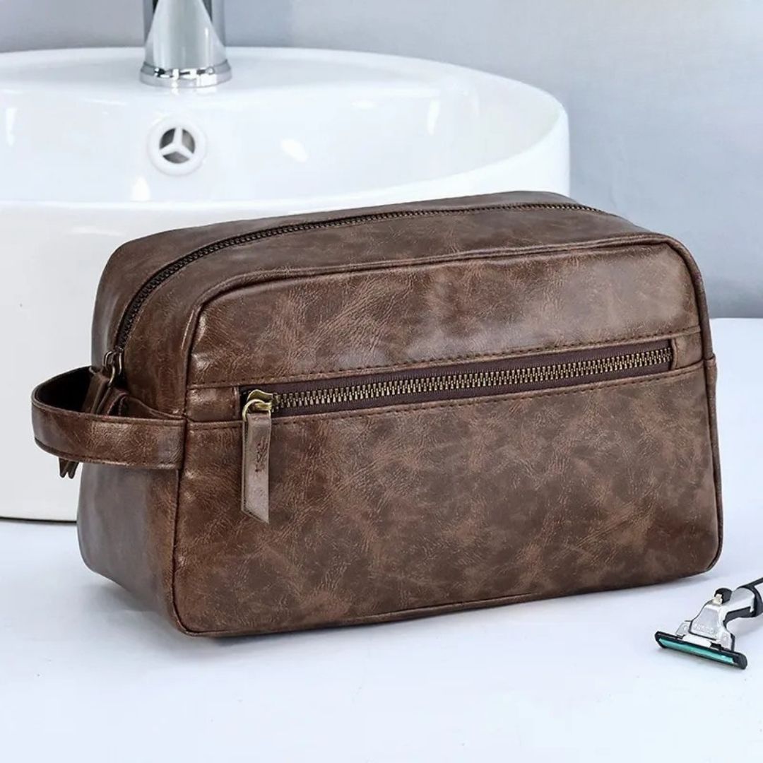Leather Toiletry Bag for Men ⎜ Large Travel Bag with Practical Compartments and Robust Zip