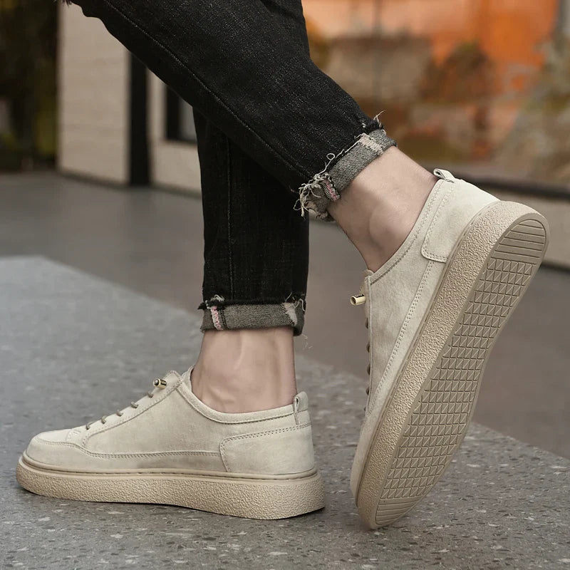 Men's Sneakers ⎜ Breathable Casual Shoes in Retro Style with a Soft Sole and Minimalist Design
