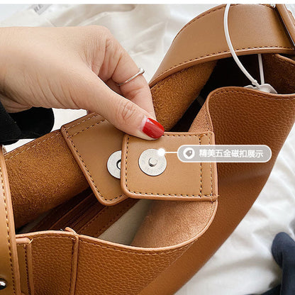 Crossbody Bucket Bag for Women ⎜ Simple Design with Adjustable Shoulder Strap and Practical Interior