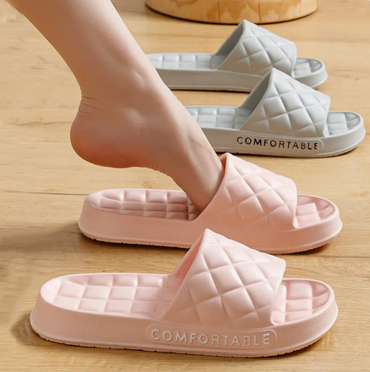 Men's Slippers for Summer ⎜ Comfortable Bathing Shoes with Soft , Non - Slip Sole Design