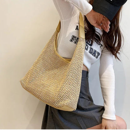 Beach Bag ⎜ Large Practical Shopper Bag Made of Woven Straw with Additional Pouch