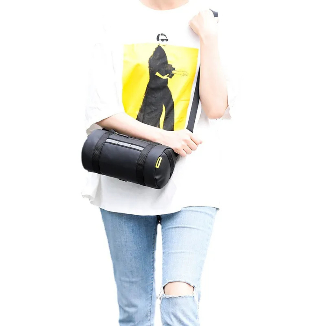 Bike Handlebar Bag ⎜ Versatile Front Bag with Carrying Handle and Reflective Safety Strip