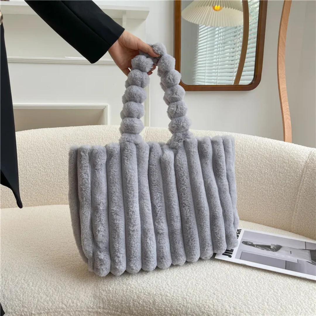 Plush Bag for Women ⎜ Large Shoulder Bag with Soft Material and Stylish Design