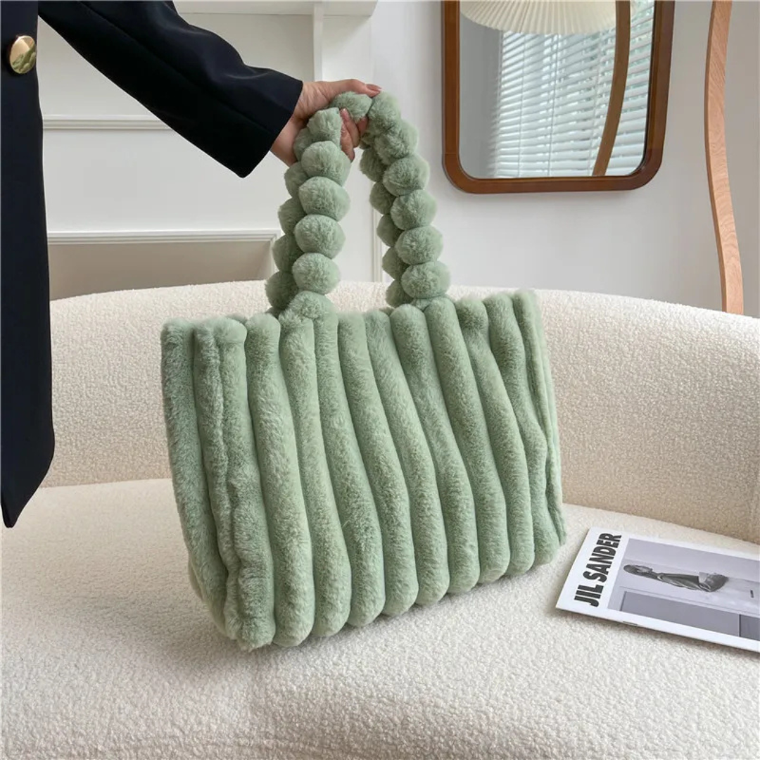 Plush Bag for Women ⎜ Large Shoulder Bag with Soft Material and Stylish Design