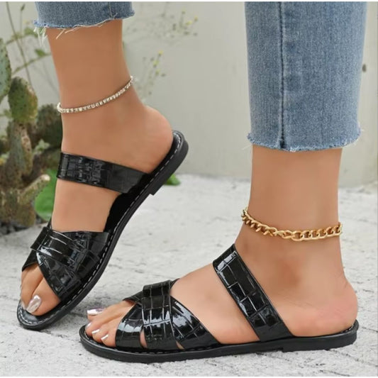 Comfortable Sandals with Cross Straps ⎜ Flat Slip - Ons in Various Colours for Relaxed Comfort