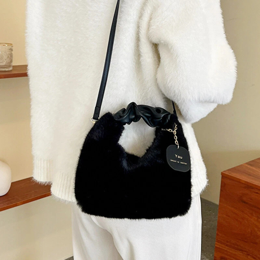 Plush Bag for Women ⎜ Cosy Winter Tote Bag