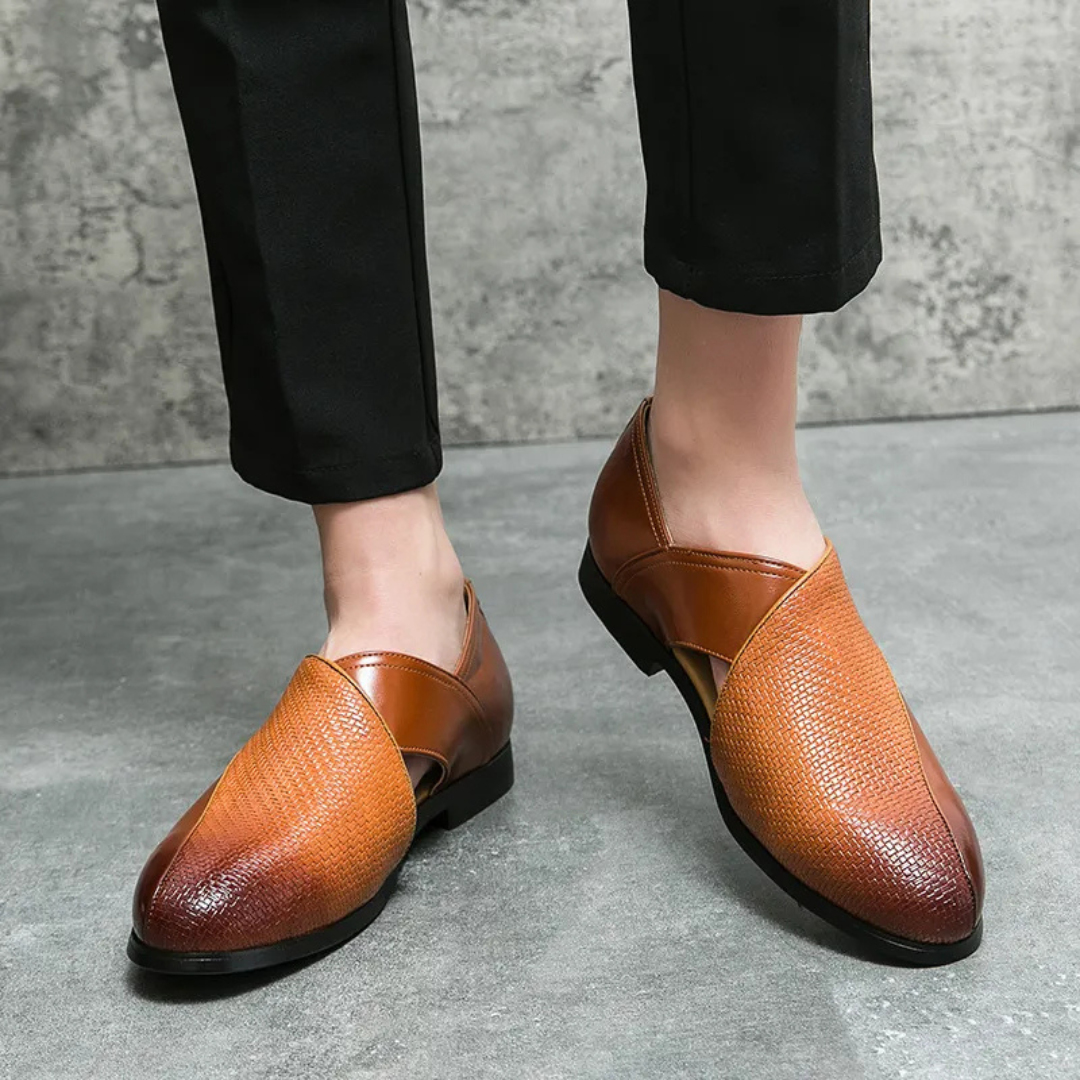 Men's Sandals ⎜ Fashionable Leather Shoes with a Breathable Design for Summer