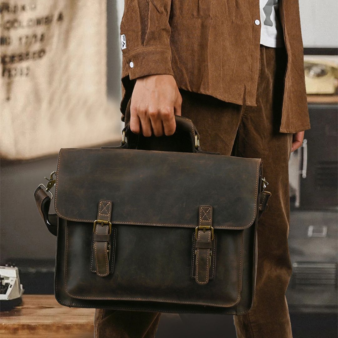 Leather Laptop Bag for Men ⎜ Robust Shoulder Bag with Buckle Fastening and Padded Inner Compartment