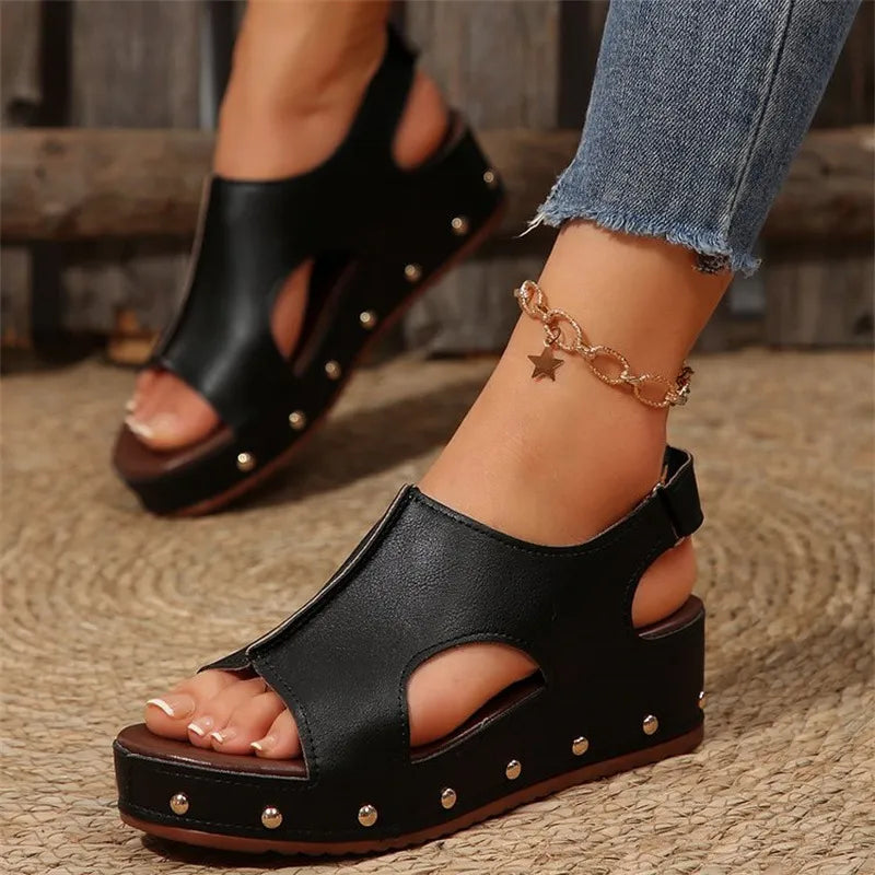 Women's Platform Sandals with Cut - Out ⎜ Comfortable Summer Shoes with Wedge Heel and Open Toe