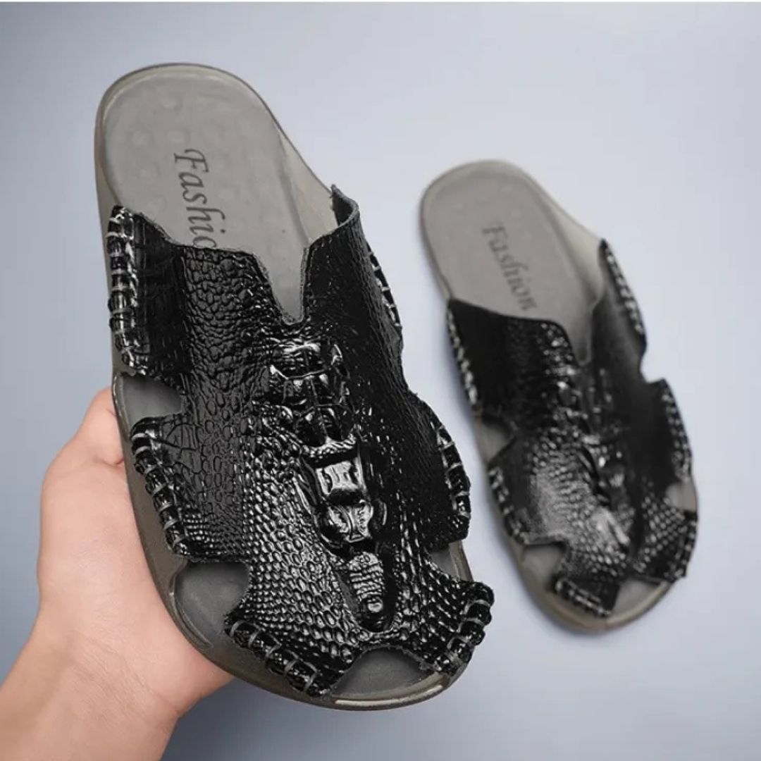 Closed Toe Slip - on Shoes for Men ⎜ Comfortable Casual Shoes for Outdoor Activities