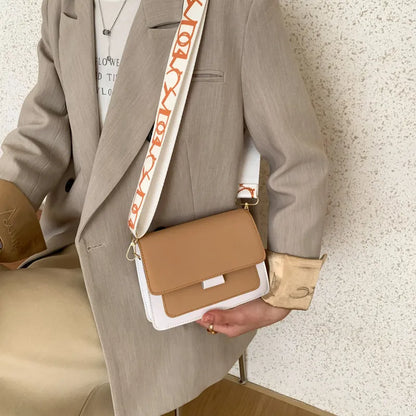 Shoulder Bag with Wide Strap ⎜ Compact Design for Everyday Use