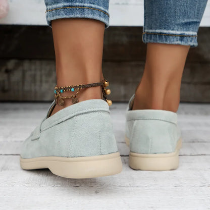 Slip - on Trainers for Women ⎜ Comfortable Retro - Style Shoes with a Fashionable Design for Everyday Wear and Comfort