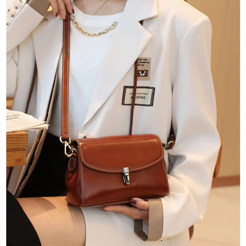 Small Leather Shoulder Bag ⎜ Elegant , Practical Design for Everyday Use