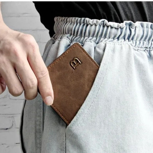 Men's Wallet Made From Vintage Leather ⎜ Slim Wallet with Card Slots and Zip Compartment