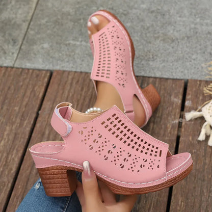 Women's Sandals with a Block Heel ⎜ Comfortable Retro - Style Summer Shoes with Cut - Outs and an Open Toe