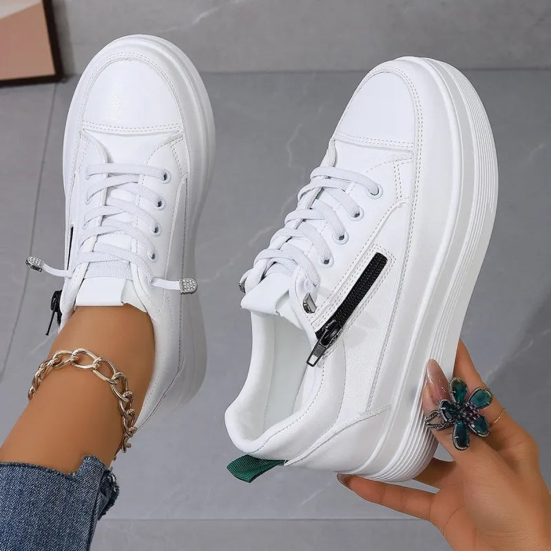 Sneakers for Women ⎜ Comfortable Shoes with Colour Accent and Zip for Everyday Wear and Comfort