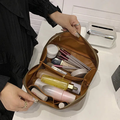 Cosmetics Bag for Women ⎜ Large Travel Bag with Carrying Handle and Practical Compartmentalisation