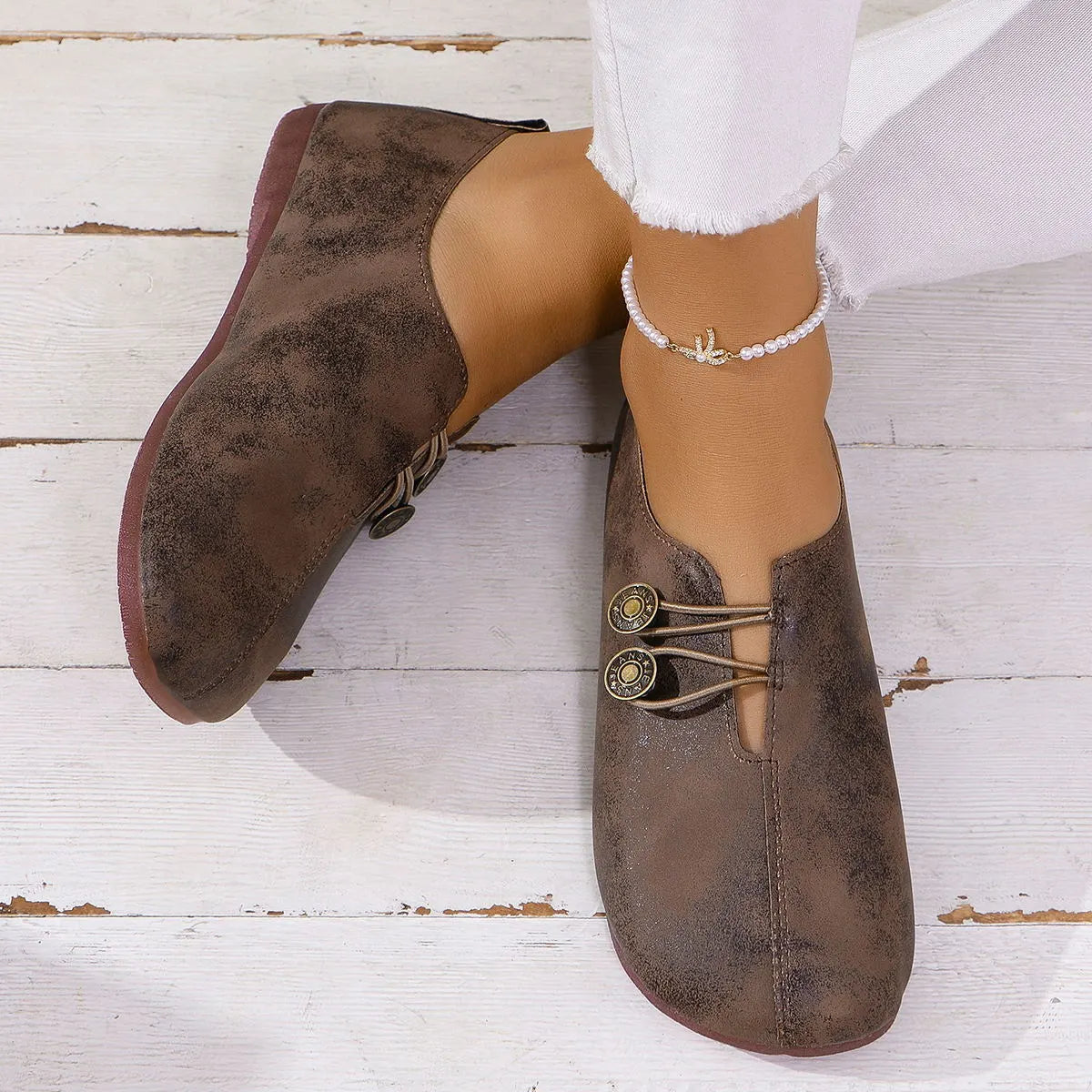 Slippers for Women ⎜ Comfortable Flats with Decorative Buttons and Classic Design