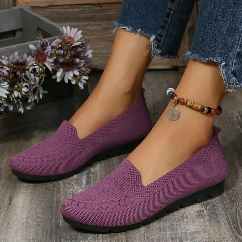 Flat Mesh Loafers for Women ⎜ Comfortable Shoes with a Round Toe Area for Everyday Wear and Comfort