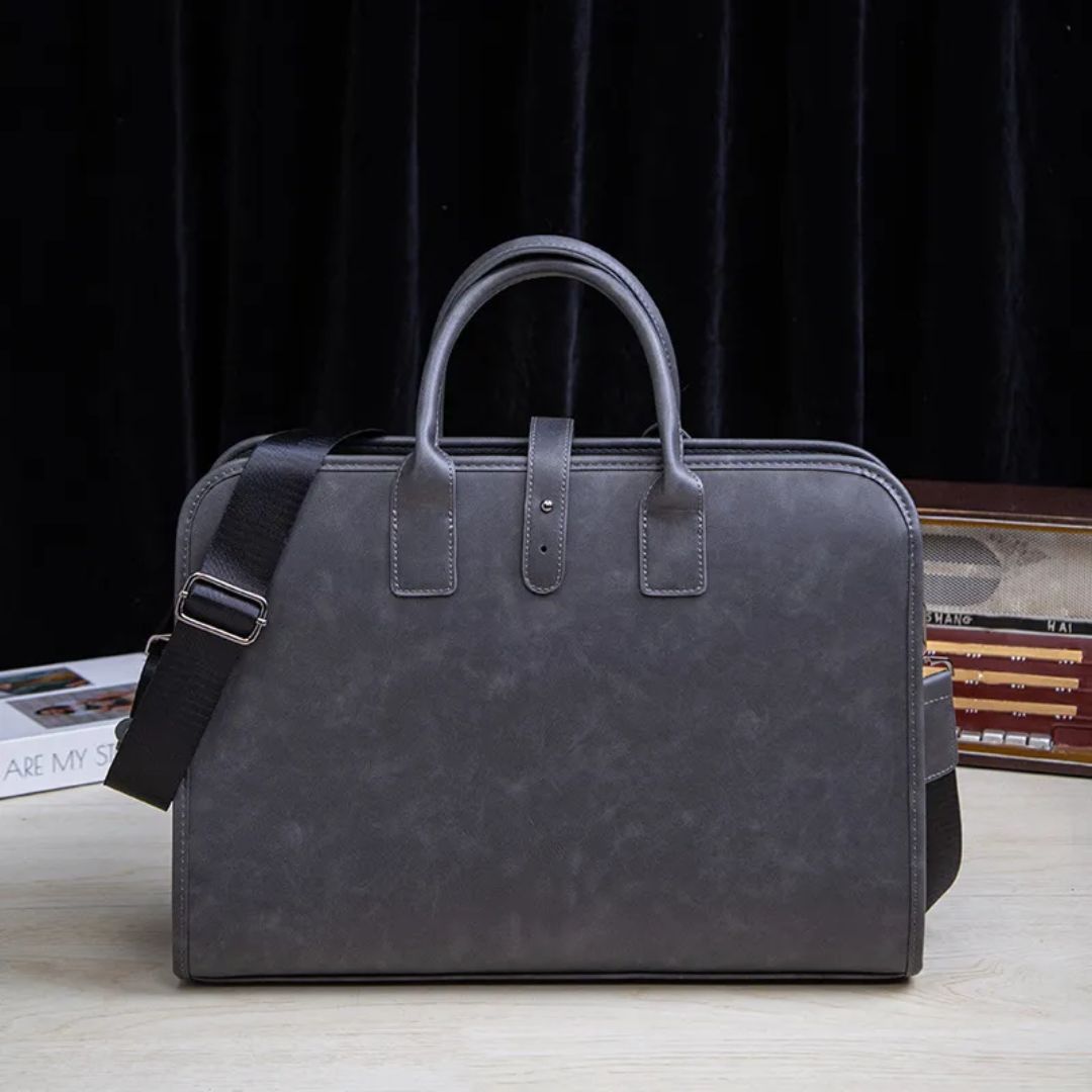 Men 's Briefcase ⎜ Stylish Faux Leather Handbag for Everyday Use with Practical Carrying Handles