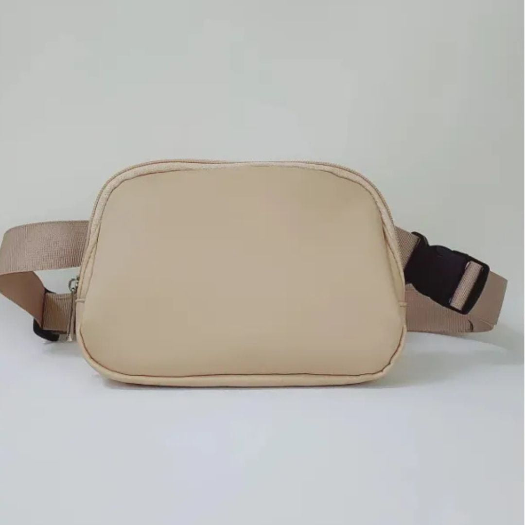 Running Belt Bag for Men and Women ⎜ Lightweight Sports Bag with Zip and Adjustable Hip Belt