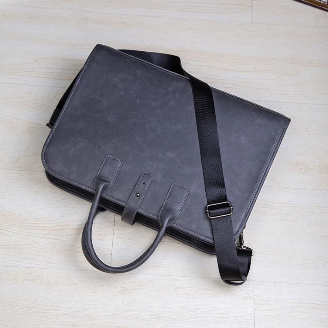 Men 's Briefcase ⎜ Stylish Faux Leather Handbag for Everyday Use with Practical Carrying Handles