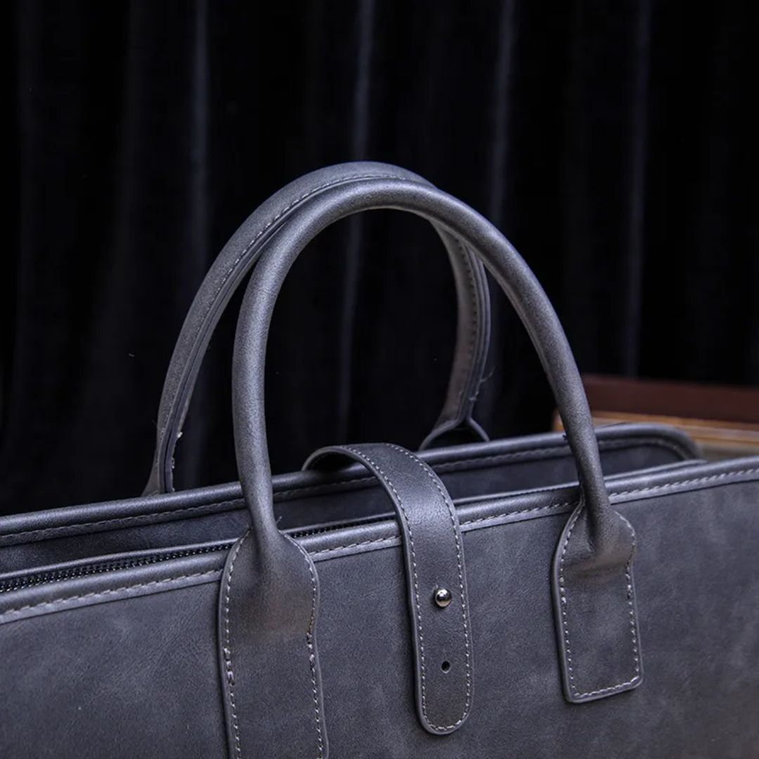 Men 's Briefcase ⎜ Stylish Faux Leather Handbag for Everyday Use with Practical Carrying Handles
