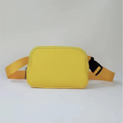 Running Belt Bag for Men and Women ⎜ Lightweight Sports Bag with Zip and Adjustable Hip Belt