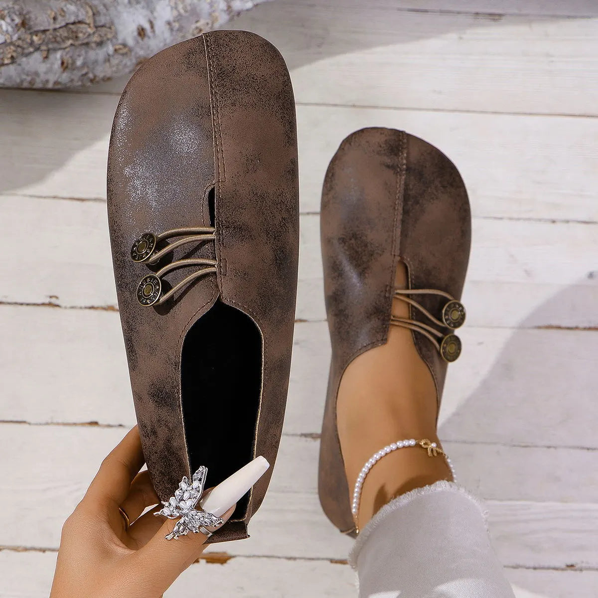 Slippers for Women ⎜ Comfortable Flats with Decorative Buttons and Classic Design