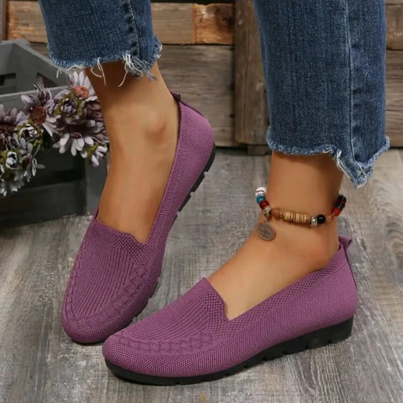 Flat Mesh Loafers for Women ⎜ Comfortable Shoes with a Round Toe Area for Everyday Wear and Comfort