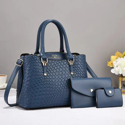 Woven Three - Piece Set ⎜ Stylish Handbag with Large Capacity and Practical Accessories
