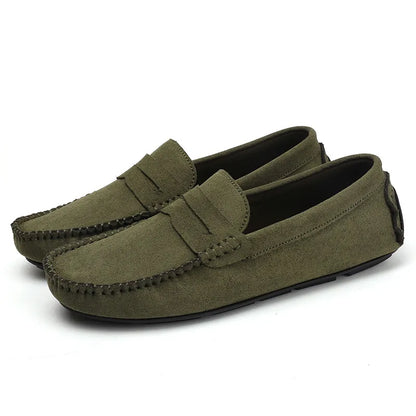Hand - Sewn Men's Moccasins ⎜ Comfortable Velvet Leather Shoes for Everyday Wear and Leisure