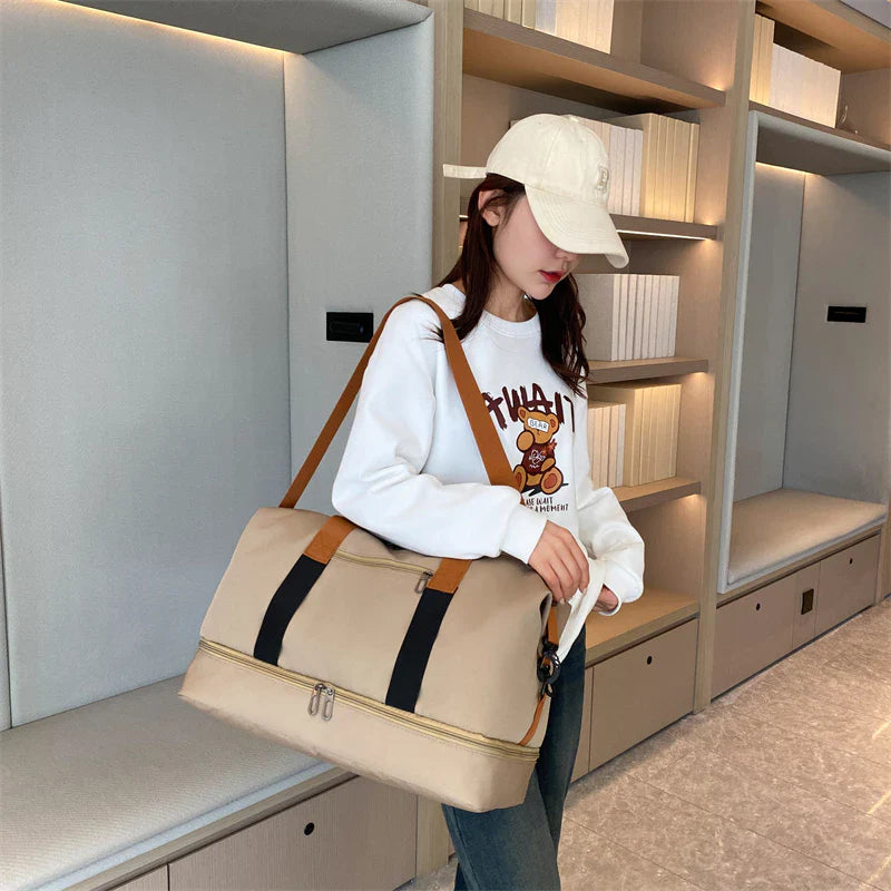 Sports Bag for Men and Women ⎜ Large Travel Bag with Wet Compartment and Separate Compartment for Shoes or Accessories