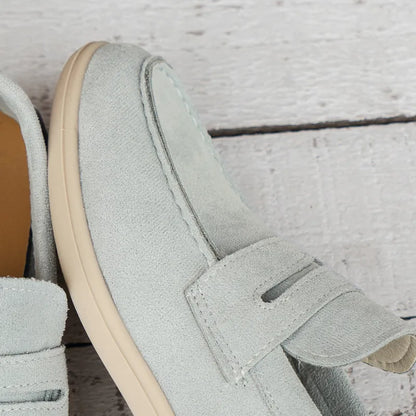Slip - on Trainers for Women ⎜ Comfortable Retro - Style Shoes with a Fashionable Design for Everyday Wear and Comfort