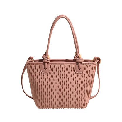 Fashionable Shoulder Bag for Women ⎜ Simple Bag with Structured Design and Adjustable Strap
