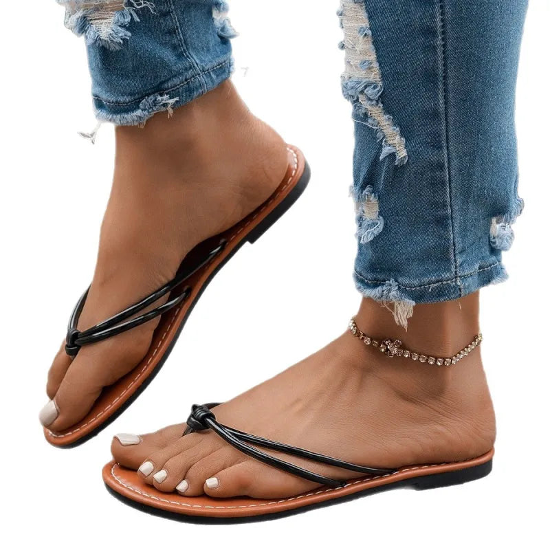 Flat Flip - Flops for Women ⎜ Comfortable Sandals with Thin Straps for Casual Comfort on the Beach