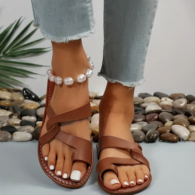 Women's Flat Sandals ⎜ Comfortable Summer Shoes with Cross Straps and Open Design for Everyday Wear & Leisure