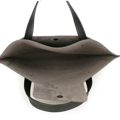 Leather Briefcase for Women ⎜ Elegant Shoulder Bag with Magnetic Fastening and Stylish Design