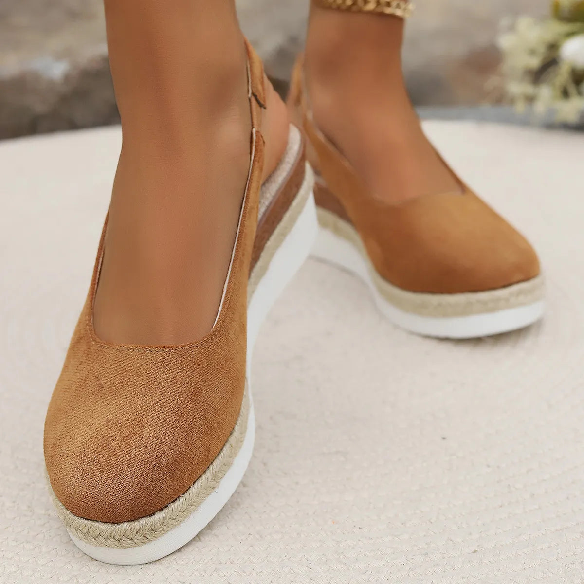 Women's Platform Sandals ⎜ Comfortable Shoes with a Round Toe and Fashionable Sole