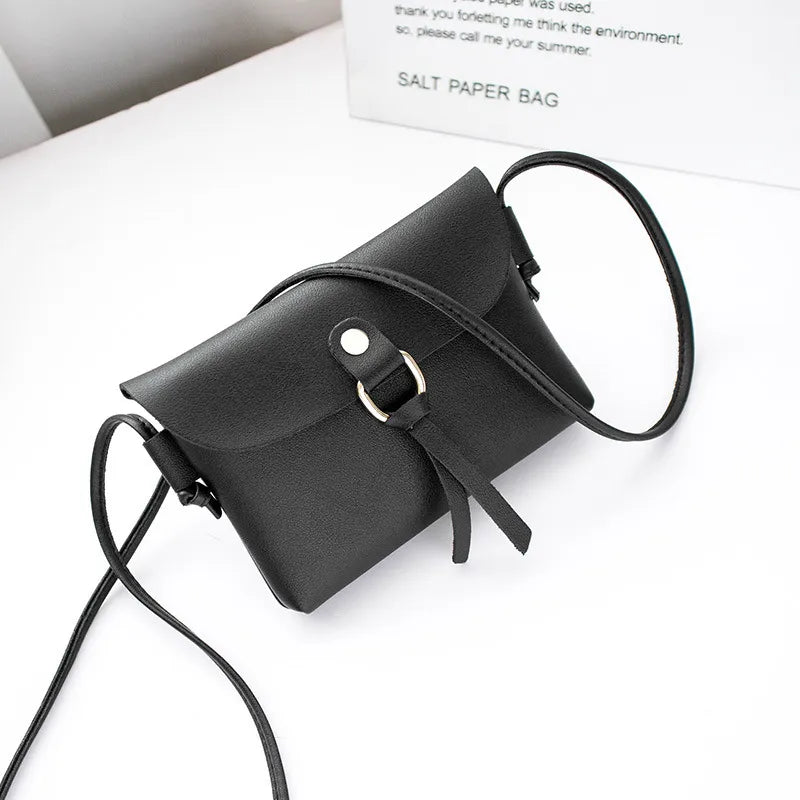 Women's Mini Shoulder Bag ⎜ Practical Bag with Decorative Pendant and Adjustable Strap