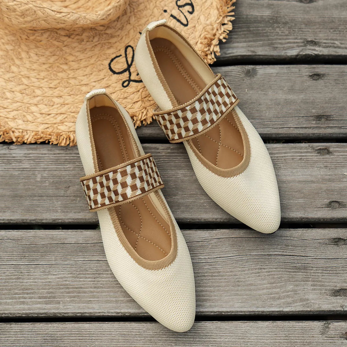 Flat Ballerinas for Women ⎜ Comfortable Shoes with a Striped Pattern and Pointed Toe for Summer and Style