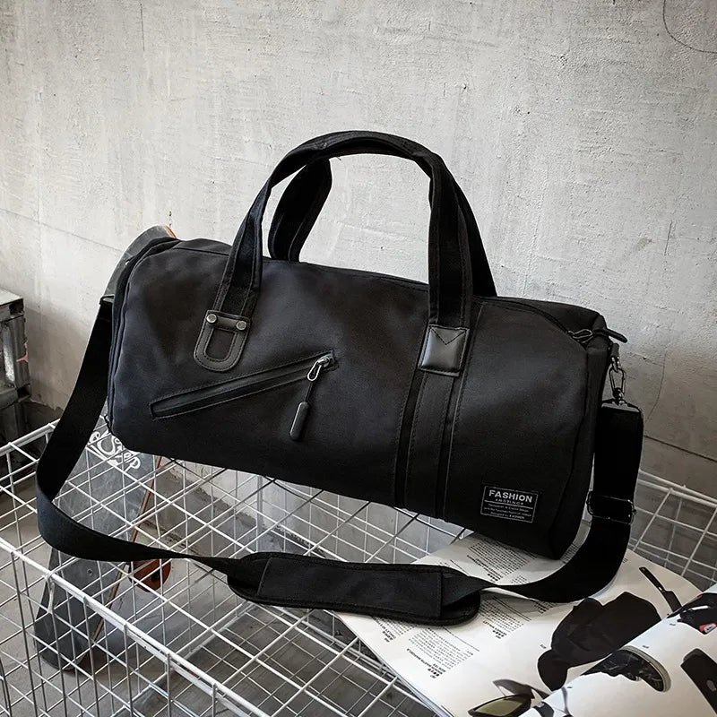 Sports Bag for Men and Women ⎜ Water - Repellent Training Bag with Wet Compartment and Shoulder Strap