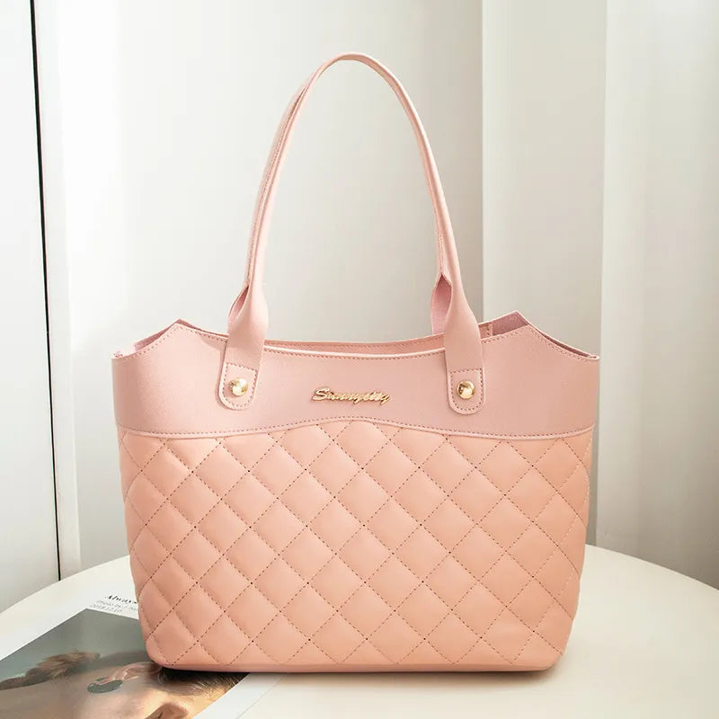 Quilted Handbag for Women ⎜ Versatile Shoulder Bag for Shopping and Everyday Use